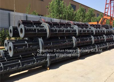 點擊查看詳細(xì)信息<br>標(biāo)題：Concrete Electric Pole Mould 閱讀次數(shù)：1672